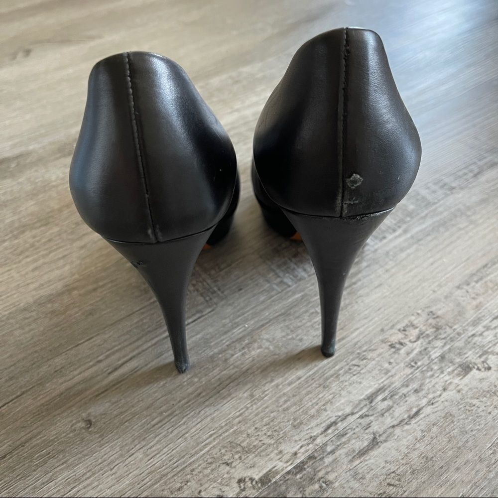 Gucci Nappa Charlotte Pump Stiletto Heels in Black Leather EU 38 US 8 MSRP $540 - Picture 7 of 12